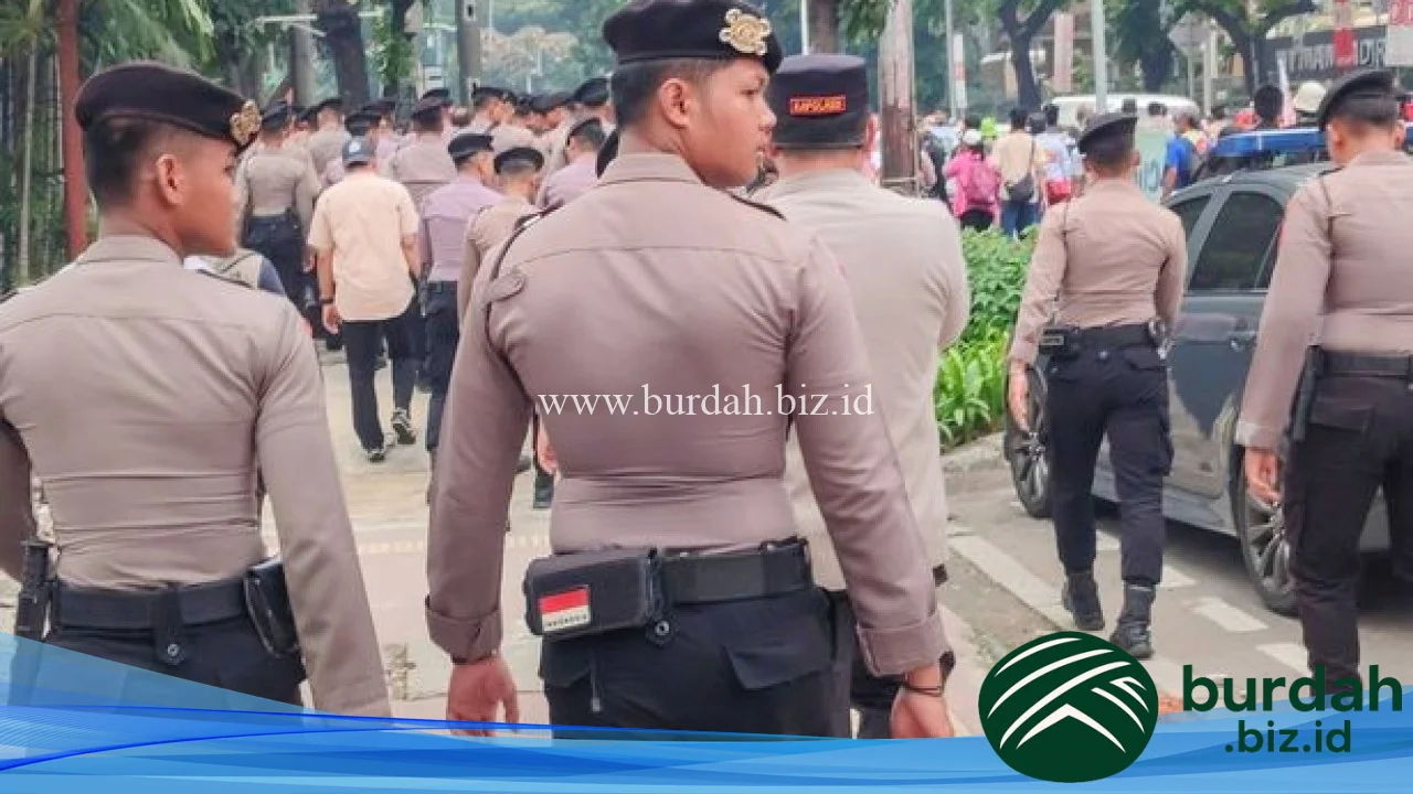 A community's anger ended in a public killing