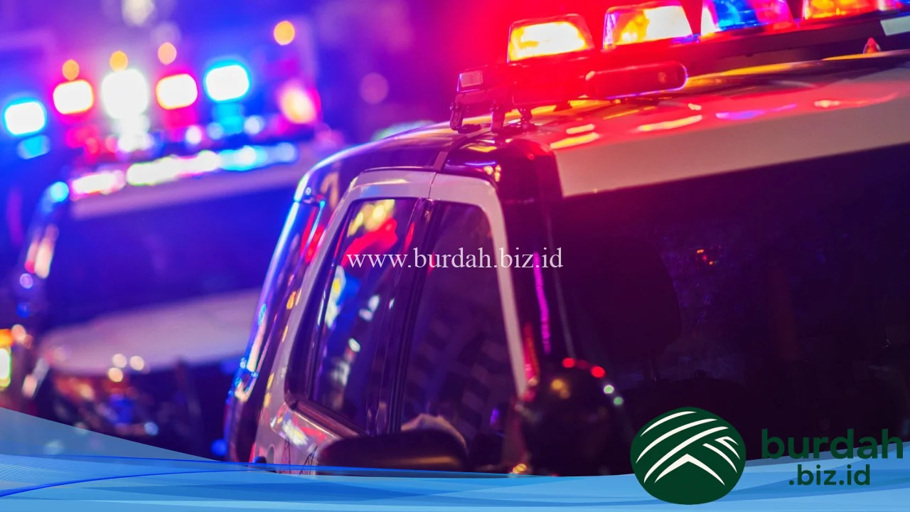 A man is accused of smashing a family's windshield with a baseball bat while their kids were in the car