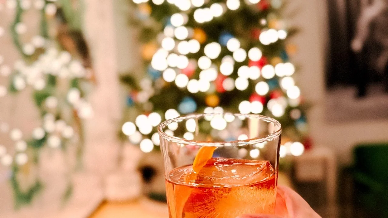Healthier Holiday Drinks: Expert Tips