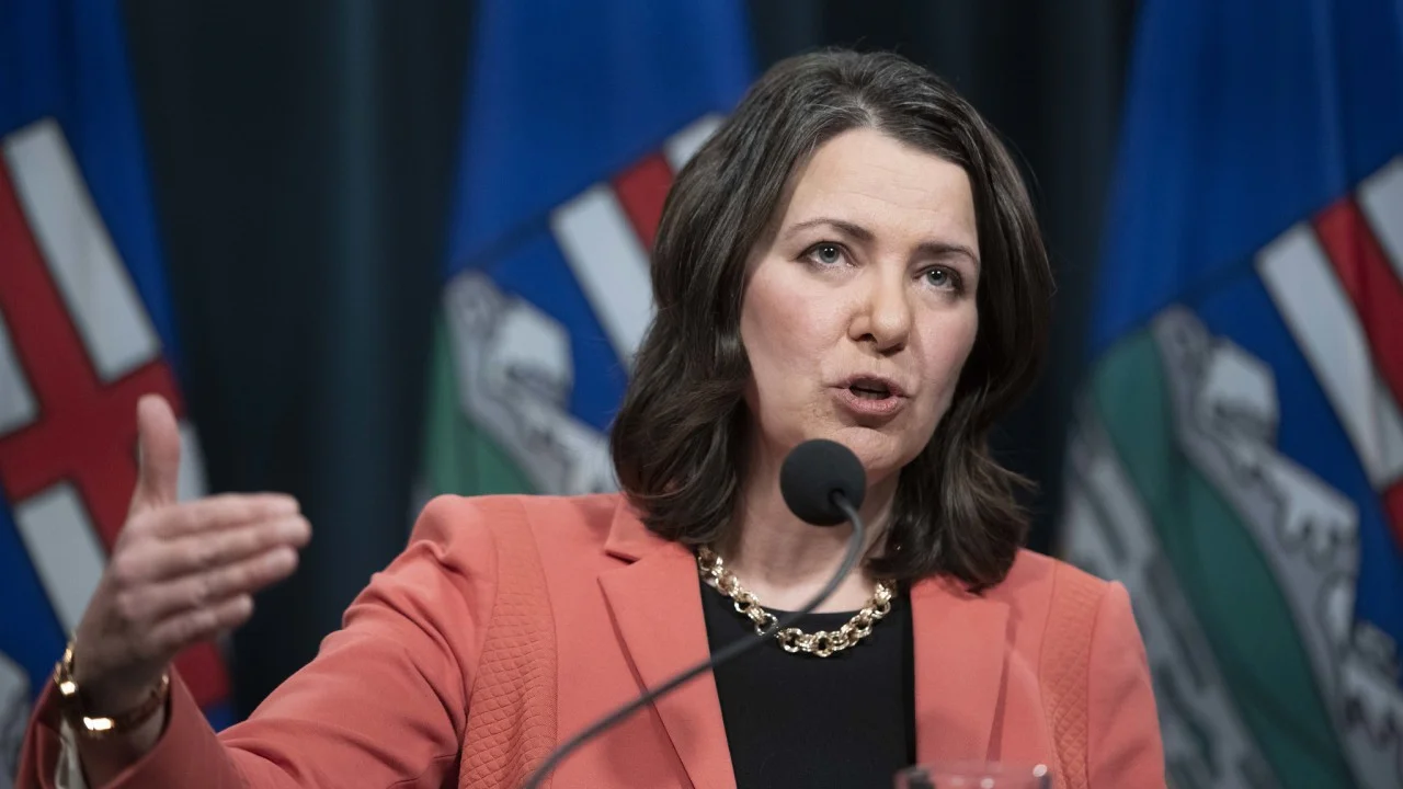 Ottawa-Alberta “grand bargain” could trade away Canada’s climate framework if firm negotiations don’t follow