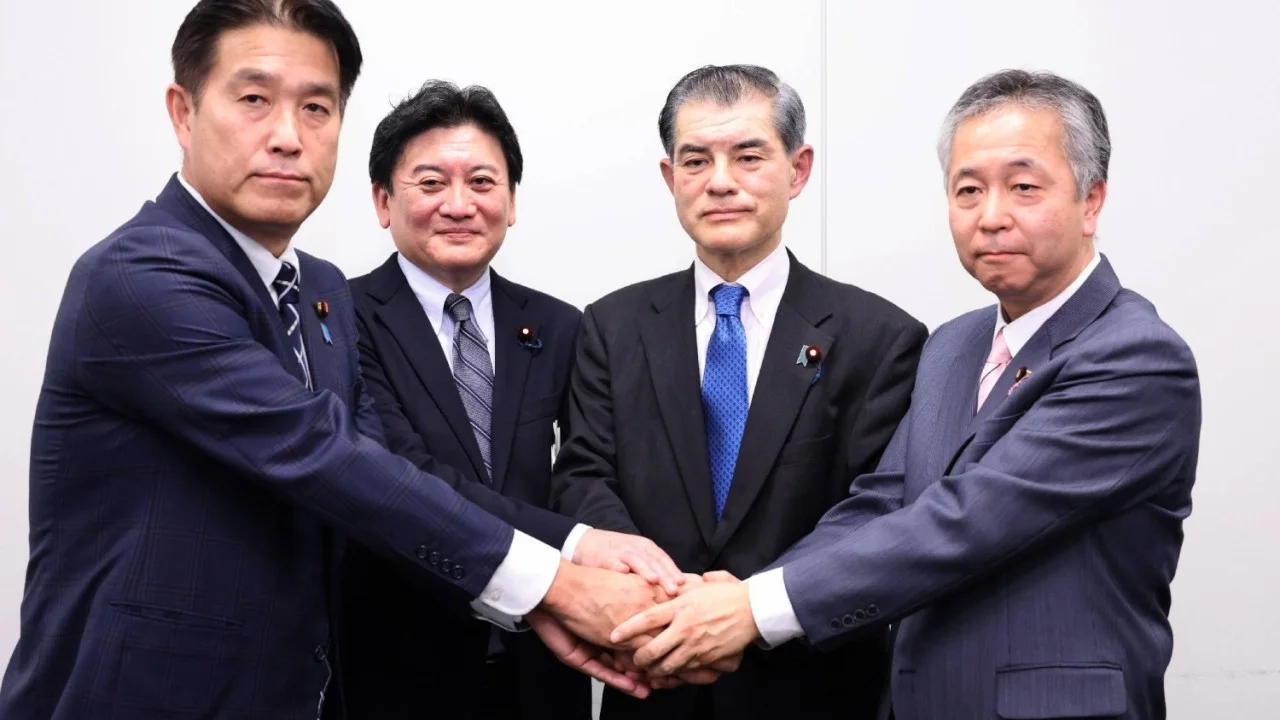 Ruling bloc and Komeito agree on free school meal program