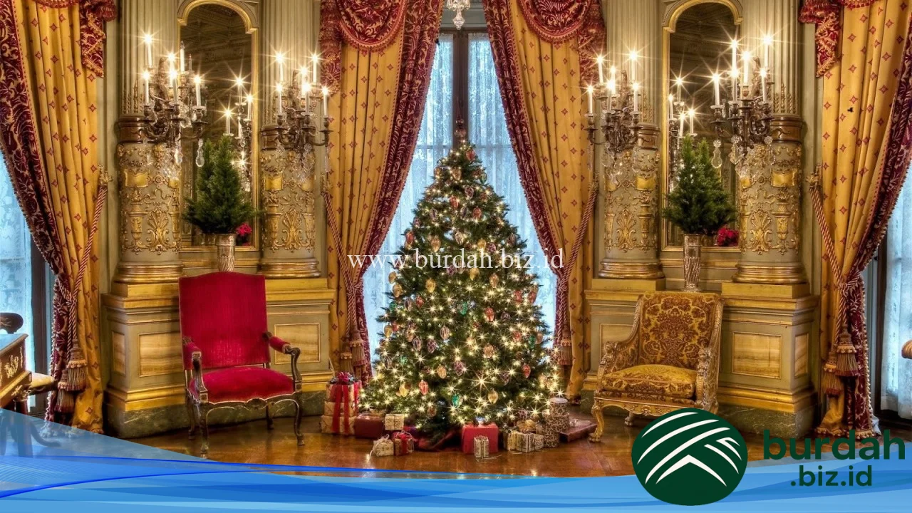 These are the holiday mansions worth seeing this year