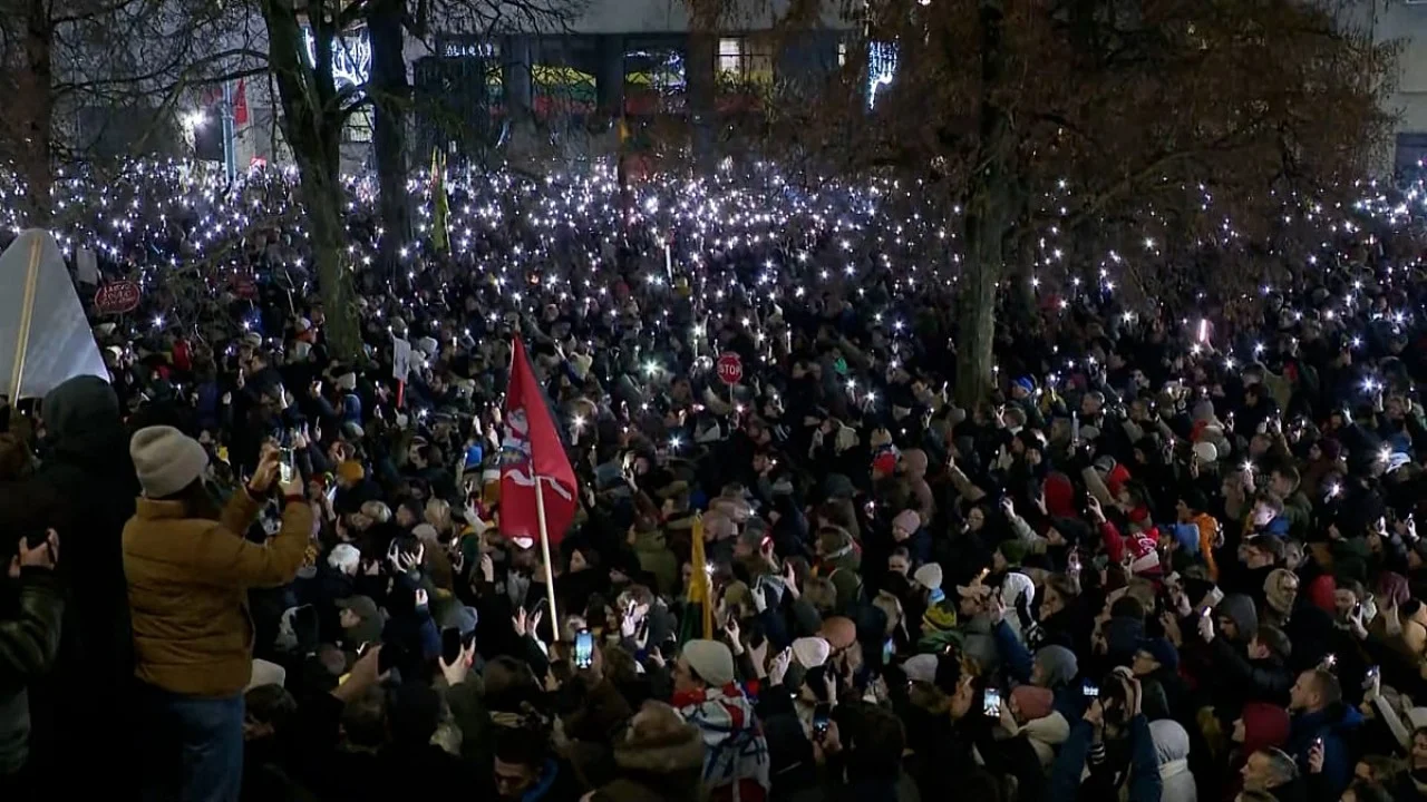Thousands protest in Lithuania against changes to public broadcaster law